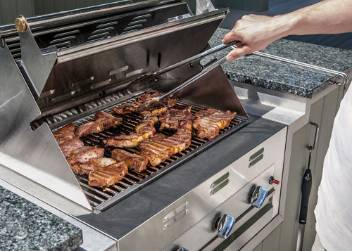 The Ultimate Built-In BBQ Buying Guide for First-Time Buyers